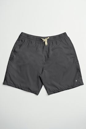 SHORT LONGO PLUS SIZE EVIDENTE